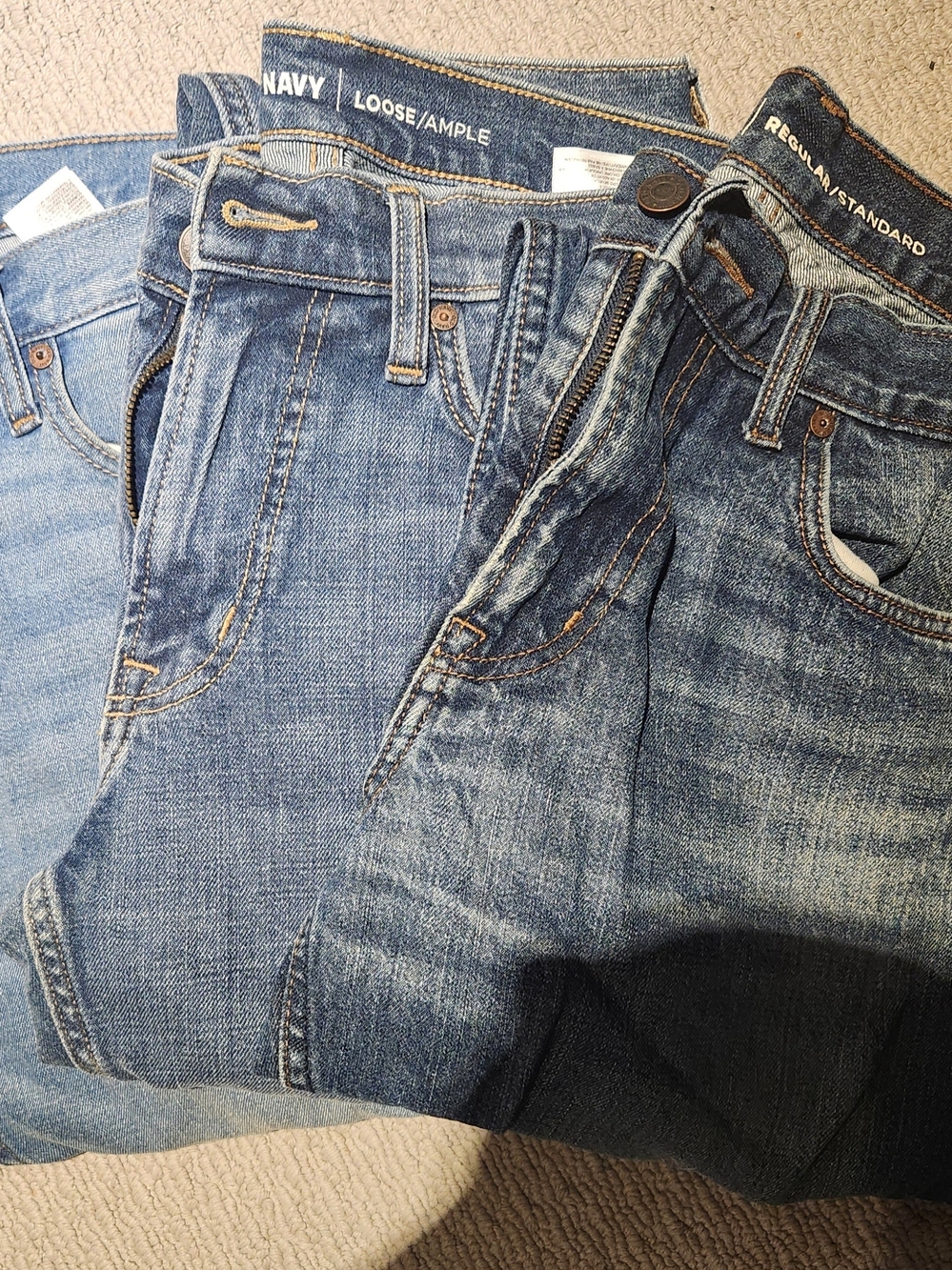 Old Navy Men's Blue Relaxed Fit Denim Jeans